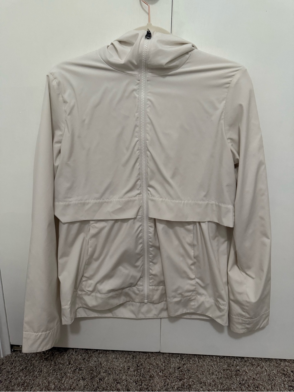 Lululemon Nonstop Jacket in Off-White, Size 6